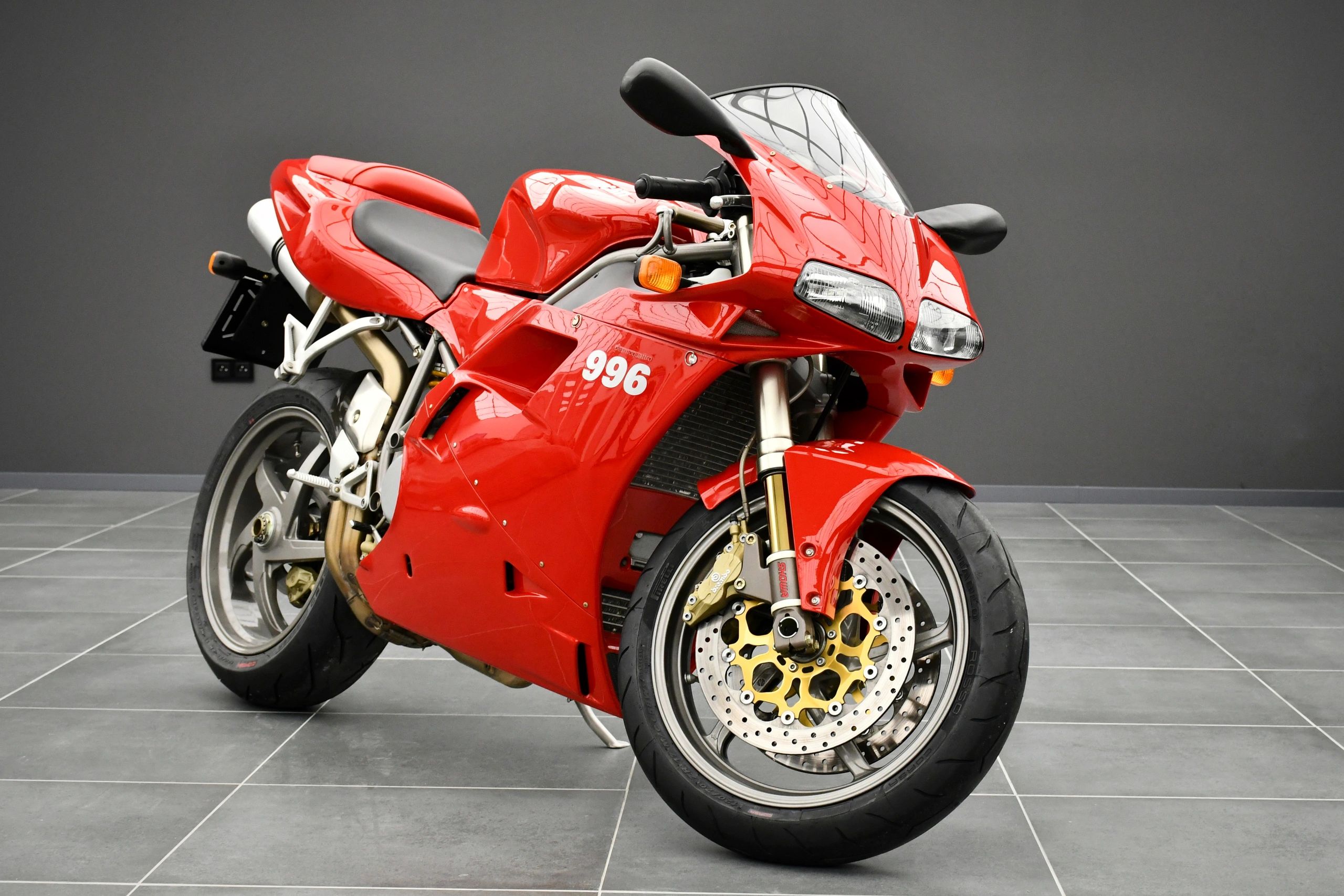 Ducati 996s side