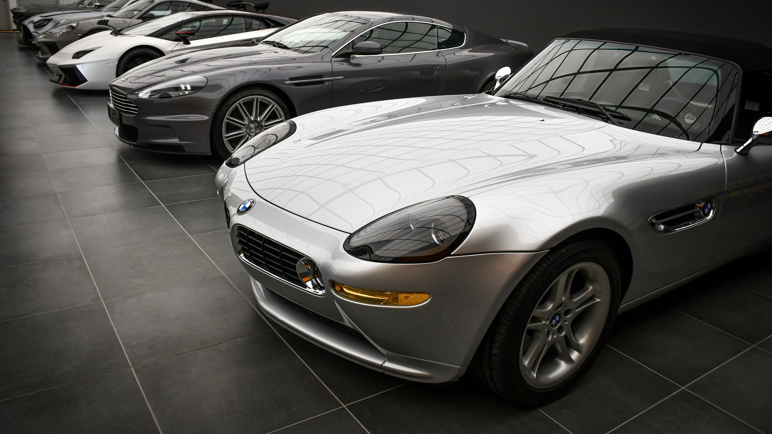 Batman Garage LED ceiling with supercars