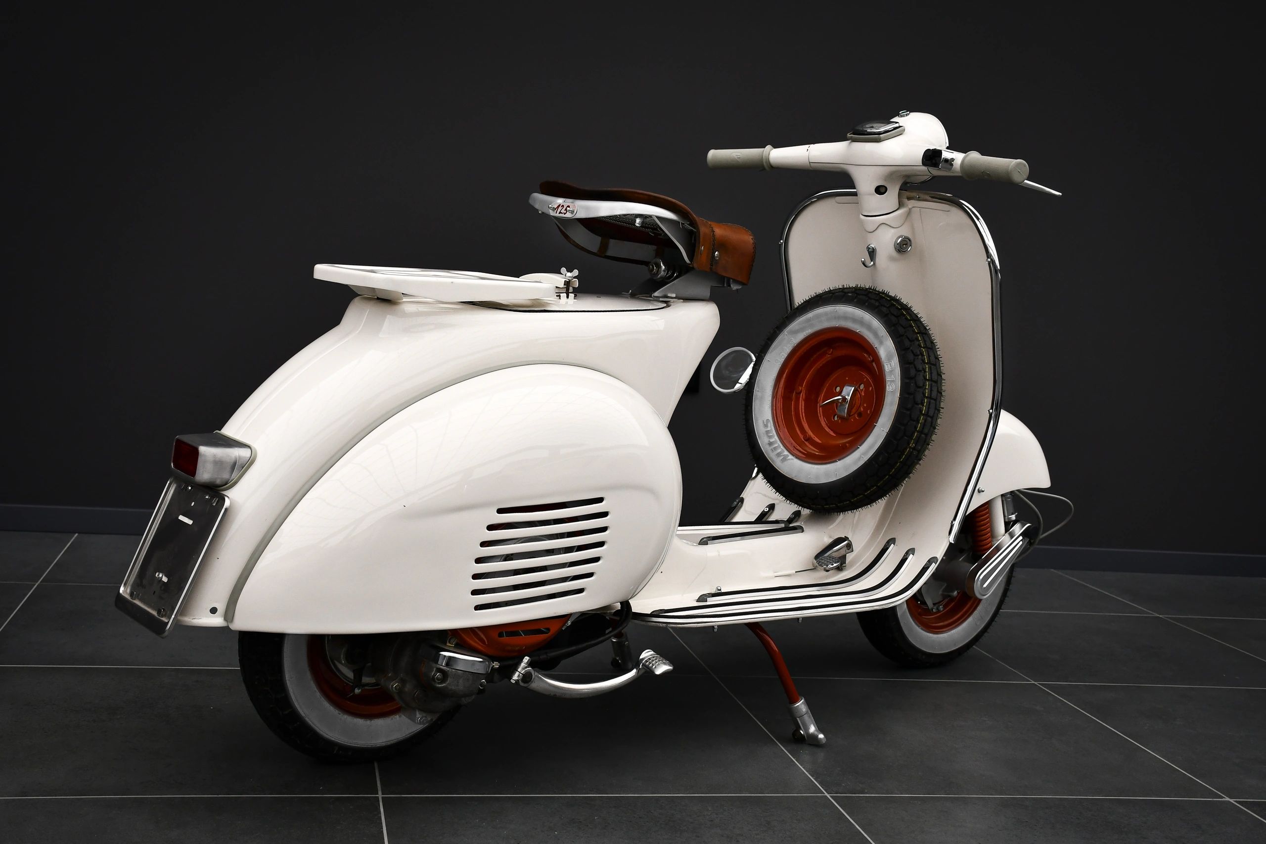 Vespa 1957 detail
