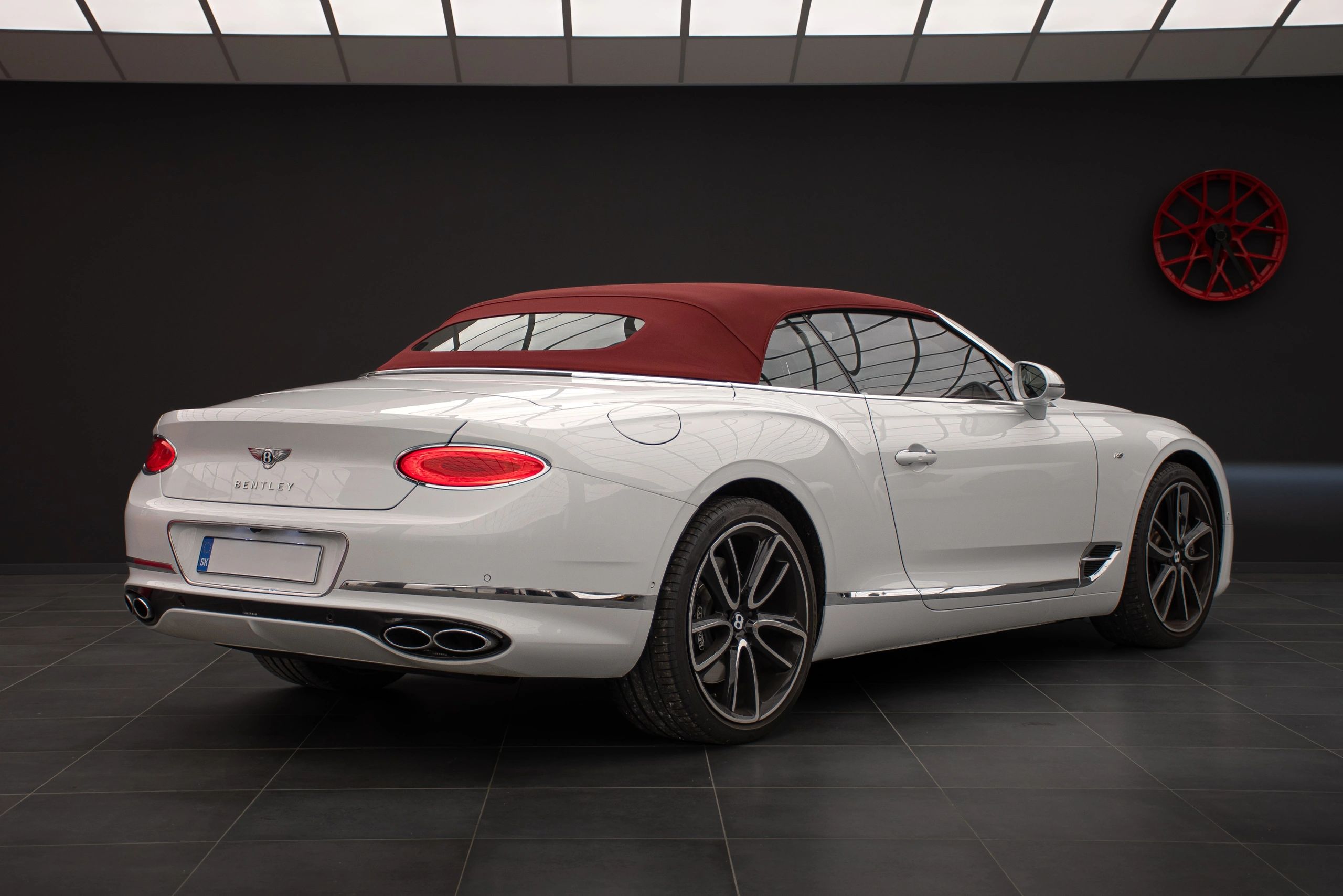 Bentley Continental GTC 2023 detail