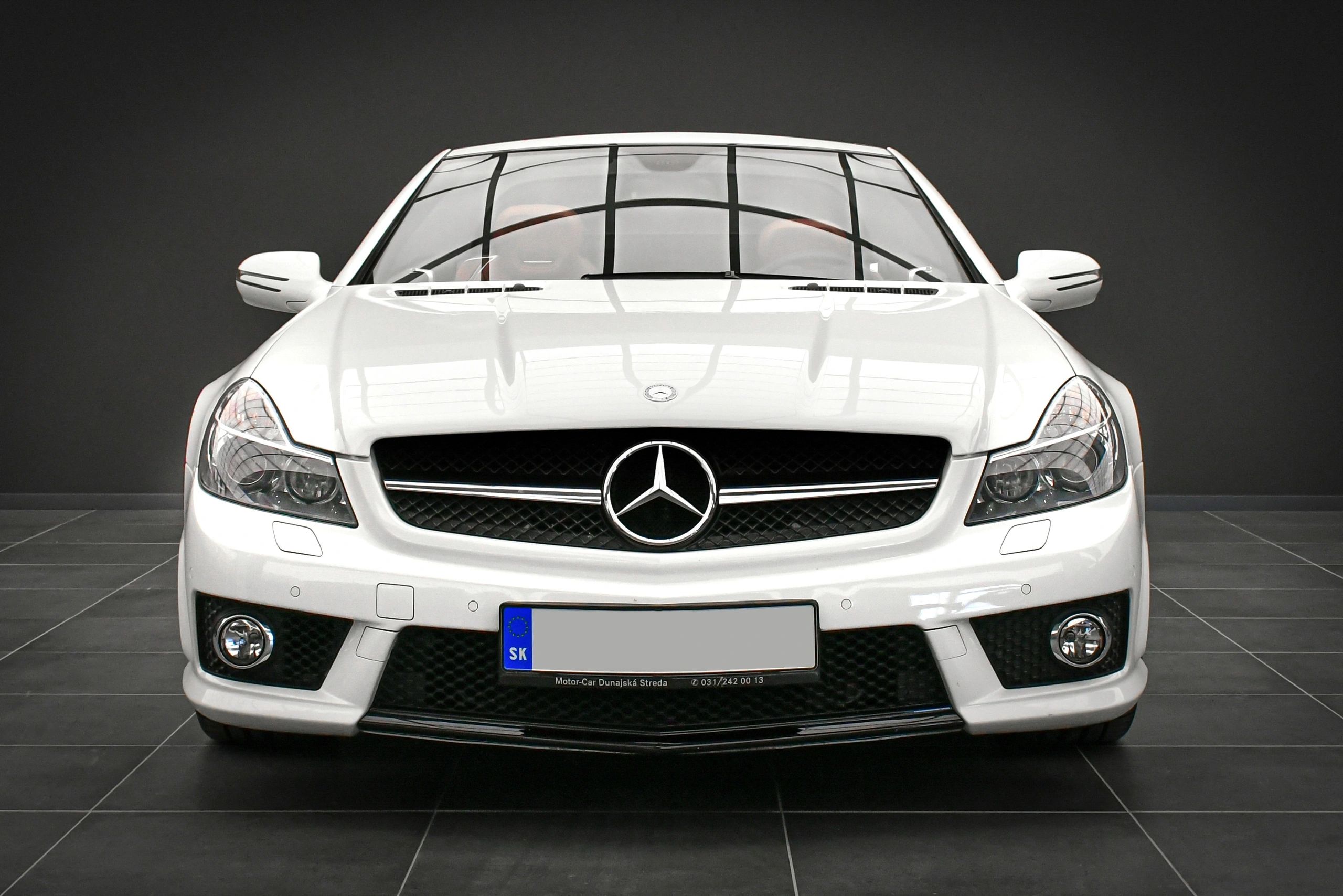 Mercedes SL63 AMG